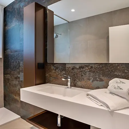 Midum Family Garden Apartment *
